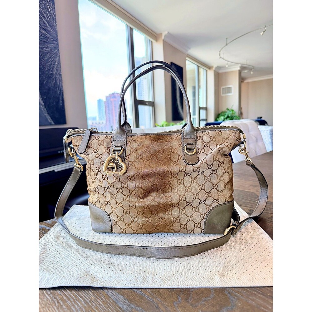 Authentic Gucci Ombré shimmer sparkle GG Canvas crossbody Tote Bag with charms